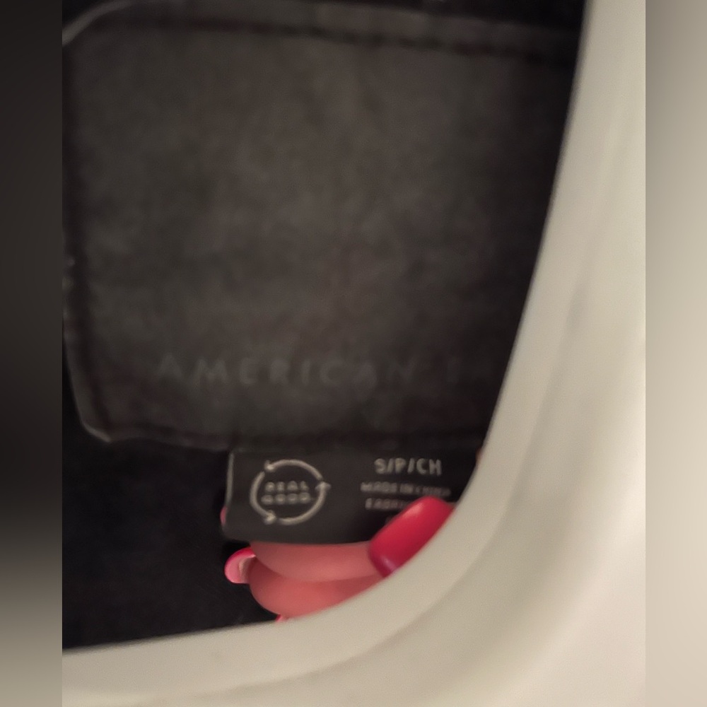 Black Jean jacket !! Perfect for fall and winter with a cute little winter fit